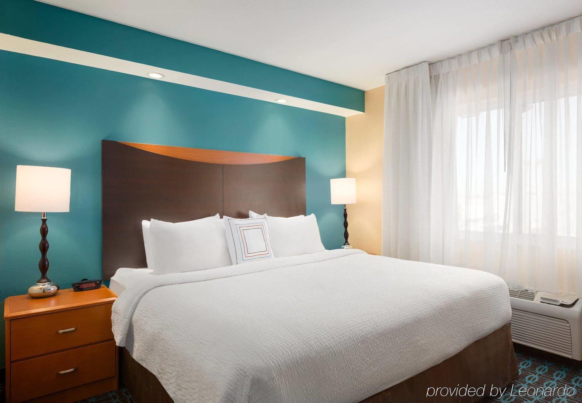 Comfort Inn & Suites Westfield Esterno foto