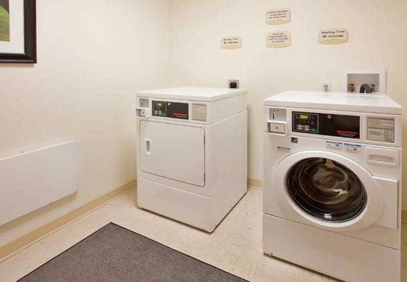 Comfort Inn & Suites Westfield Esterno foto
